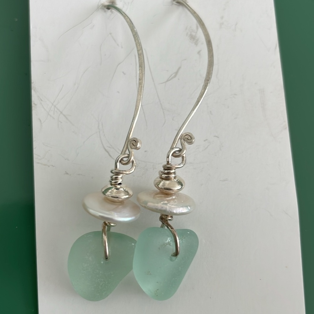 Sterling Silver and Sea Glass handmade earrings NWT - Picture 2 of 4